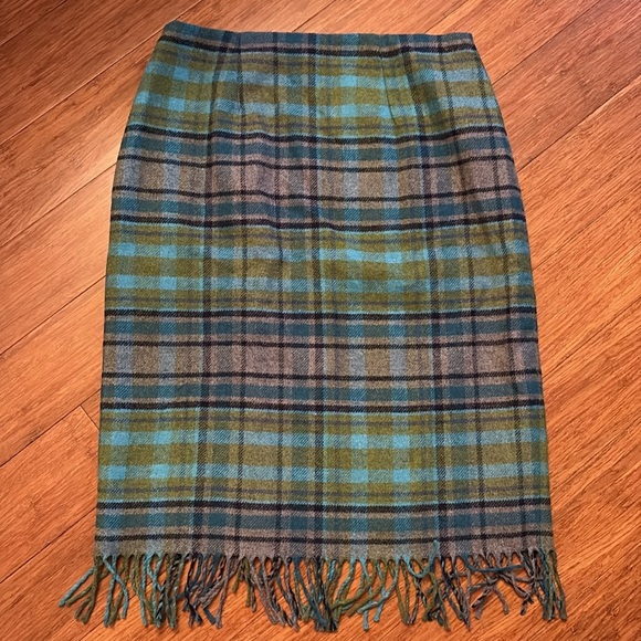 J. Jill Green and Blue Wrap Pencil Skirt - size 2P- fringe - wool blend - Picture 5 of 5